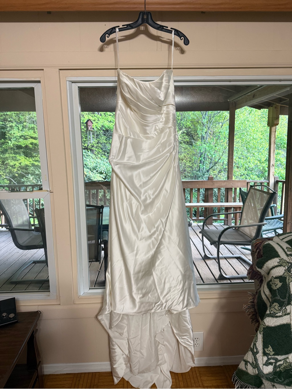 David’s Bridal Ivory- Champagne Satin Strapless Wedding Dress, Good Condition